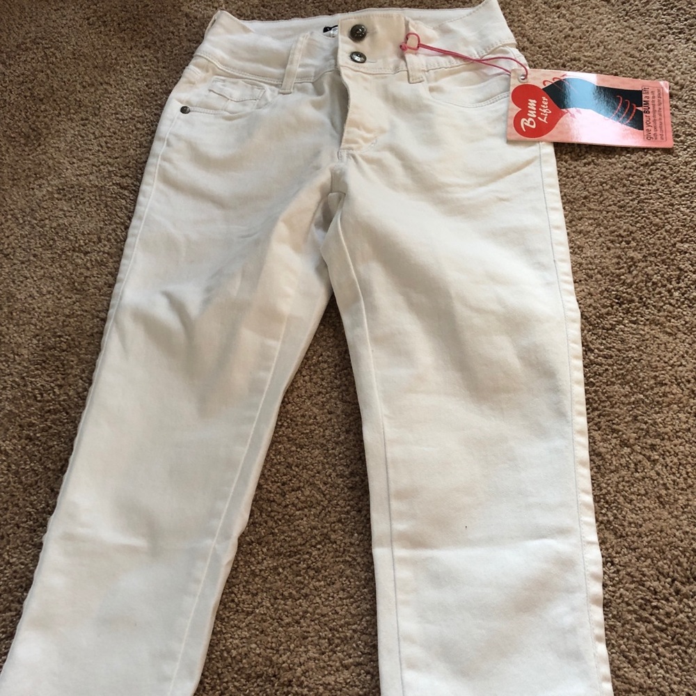 Venus crop Jean
